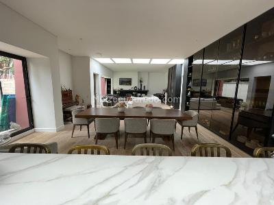 Casa en arriendo en La Carolina, Bogotá · foto 2 de 12