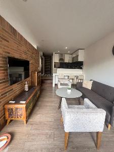 Apartamento en arriendo en Chico Reservado, Bogotá · foto 2 de 13
