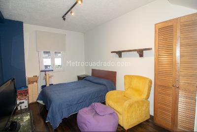 Casa de 5 alcobas en venta en Mariscal Sucre, Bogotá, 351 m² · foto 11 de 20