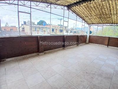 Casa de 5 alcobas en venta en La Europa, Bogotá, 663 m² · foto 10 de 13