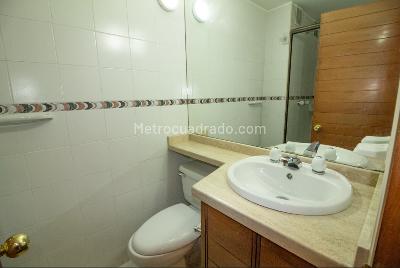 Apartamento de 2 alcobas en arriendo en Santa Barbara, Bogotá, 77 m² · foto 10 de 20