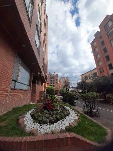 Apartamento de 2 alcobas en arriendo en Chapinero Alto, Bogotá, 67 m² · foto 2 de 15