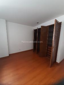 Apartamento de 2 alcobas en arriendo en Chapinero Alto, Bogotá, 67 m² · foto 7 de 15