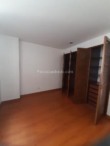 Apartamento de 2 alcobas en arriendo en Chapinero Alto, Bogotá, 67 m² · foto 8 de 15