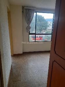 Apartaestudio en arriendo en Los Heroes, Bogotá, 40 m² · foto 2 de 10