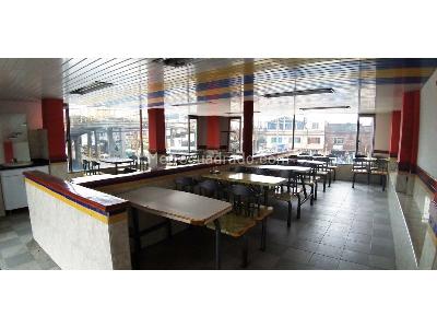 Casa de 5 alcobas en venta en Bellisca, Funza, 410 m² · foto 5 de 20