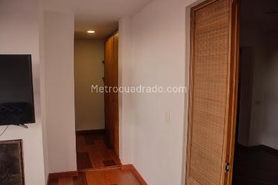 Apartamento en venta en Las Rosales, Bogotá · foto 7 de 16