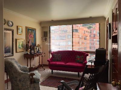 Apartamento de 4 alcobas en venta en Los Rosales, Bogotá, 310 m² · foto 16 de 19