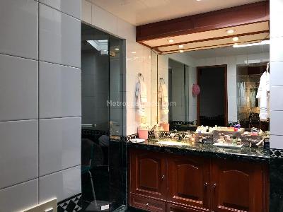 Apartamento de 4 alcobas en venta en Los Rosales, Bogotá, 310 m² · foto 18 de 19