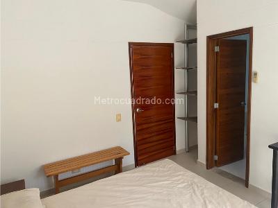 Casa de 4 alcobas en venta en Ricaurte, Girardot, 1254 m² · foto 10 de 20