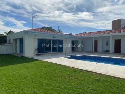 Casa de 4 alcobas en venta en Ricaurte, Girardot, 1254 m² · foto 16 de 20