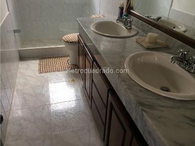 Casa de 4 alcobas en venta en Villas De Tunjaque, La Calera, 400 m² · foto 13 de 20