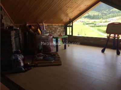Casa de 4 alcobas en venta en Villas De Tunjaque, La Calera, 400 m² · foto 18 de 20