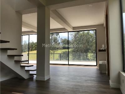 Casa de 4 alcobas en venta en El Salitre, Bogotá, 392 m² · foto 9 de 20
