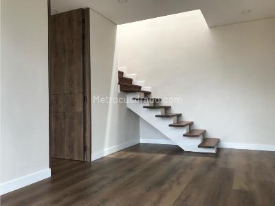 Casa de 4 alcobas en venta en El Salitre, Bogotá, 392 m² · foto 11 de 20