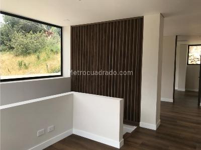 Casa de 4 alcobas en venta en El Salitre, Bogotá, 392 m² · foto 14 de 20