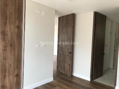 Casa de 4 alcobas en venta en El Salitre, Bogotá, 392 m² · foto 19 de 20