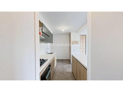 Apartamento de 3 alcobas en venta en Ciudadela El Sol, Mosquera, 77 m² · foto 4 de 20