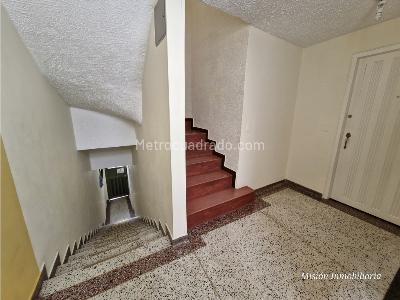 Casa de 5 alcobas en venta en La Granja, Bogotá, 560 m² · foto 6 de 20