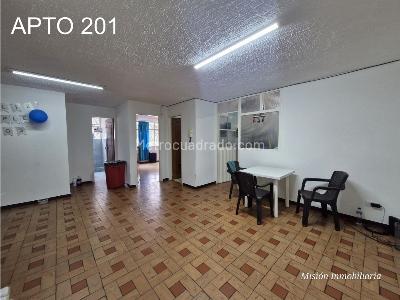 Casa de 5 alcobas en venta en La Granja, Bogotá, 560 m² · foto 7 de 20