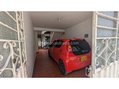 Casa de 5 alcobas en venta en Claret, Bogotá, 215 m² · foto 8 de 10