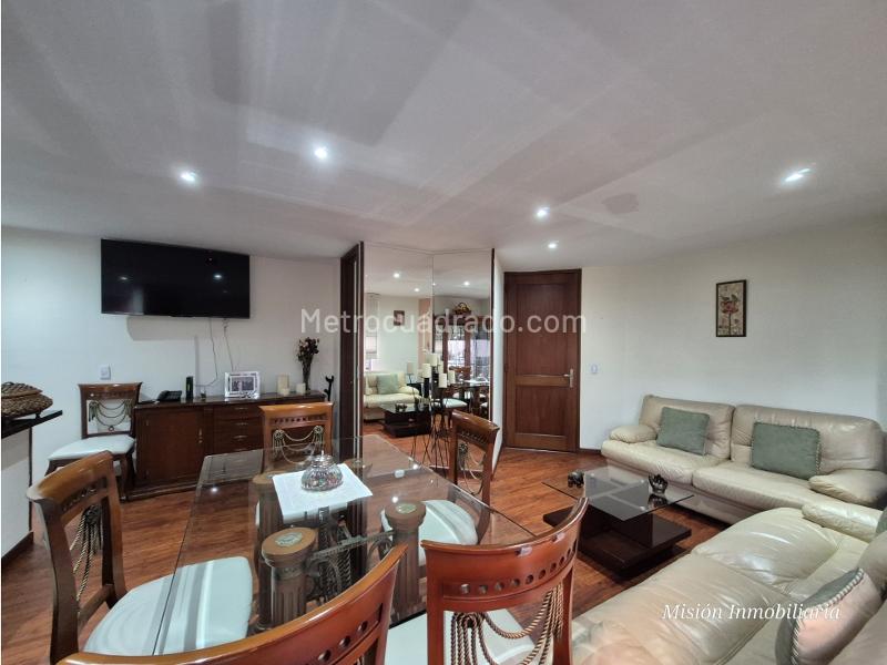 Piso – Bogotá, Chicó Lago - Vista 2