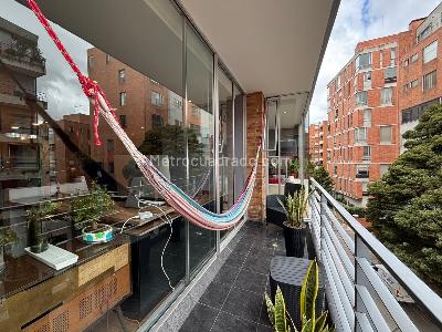 Apartamento en venta en El Refugio, Bogotá · foto 3 de 18