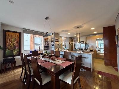 Apartamento en venta en El Refugio, Bogotá · foto 2 de 18