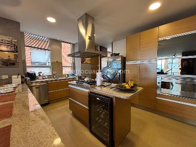Apartamento en venta en El Refugio, Bogotá · foto 6 de 18