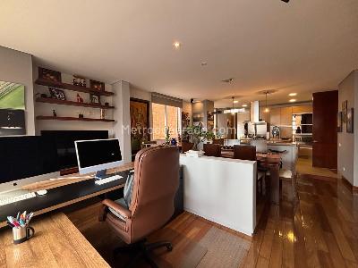 Apartamento en venta en El Refugio, Bogotá · foto 10 de 18