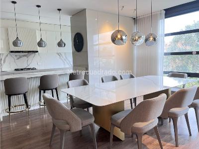 Apartamento de 3 alcobas en venta en Los Rosales, Bogotá, 260 m² · foto 11 de 20