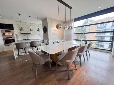 Apartamento de 3 alcobas en venta en Los Rosales, Bogotá, 260 m² · foto 14 de 20