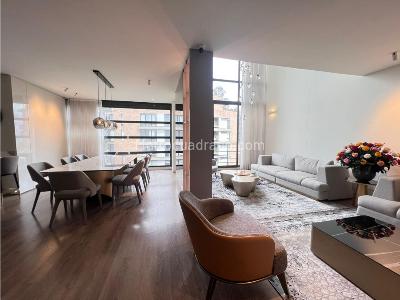 Apartamento de 3 alcobas en venta en Los Rosales, Bogotá, 260 m² · foto 16 de 20