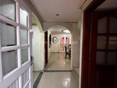 Casa de 3 alcobas en venta en Villa Claudia, Bogotá, 155 m² · foto 4 de 20