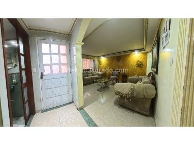 Casa de 3 alcobas en venta en Villa Claudia, Bogotá, 155 m² · foto 5 de 20
