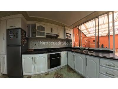 Casa de 3 alcobas en venta en Villa Claudia, Bogotá, 155 m² · foto 12 de 20