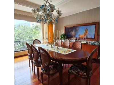 Apartamento de 3 alcobas en venta en Chico, Bogotá, 226 m² · foto 2 de 20