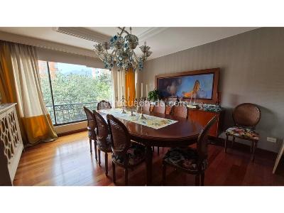 Apartamento de 3 alcobas en venta en Chico, Bogotá, 226 m² · foto 4 de 20