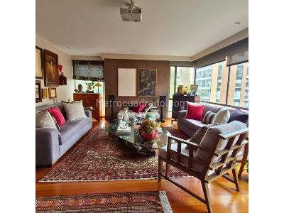 Apartamento de 3 alcobas en venta en Chico, Bogotá, 226 m² · foto 10 de 20