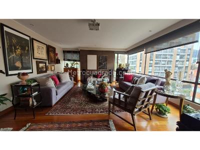 Apartamento de 3 alcobas en venta en Chico, Bogotá, 226 m² · foto 13 de 20