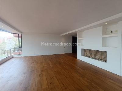 Apartamento de 3 alcobas en venta en Cerros De Los Alpes, Bogotá, 290 m² · foto 4 de 20