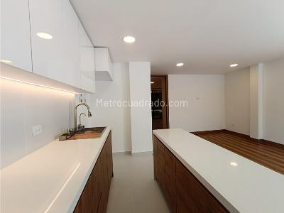 Apartamento de 1 alcoba en venta en Chico, Bogotá, 60 m² · foto 9 de 20