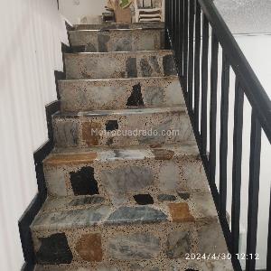 Casa de 5 alcobas en venta en La Igualdad, Bogotá, 344 m² · foto 3 de 20