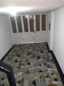 Casa de 5 alcobas en venta en La Igualdad, Bogotá, 344 m² · foto 2 de 20