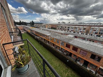 Apartamento de 3 alcobas en venta en El Hato, Funza, 90 m² · foto 6 de 20