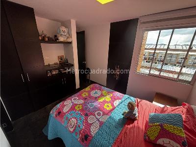 Apartamento de 3 alcobas en venta en El Hato, Funza, 90 m² · foto 12 de 20