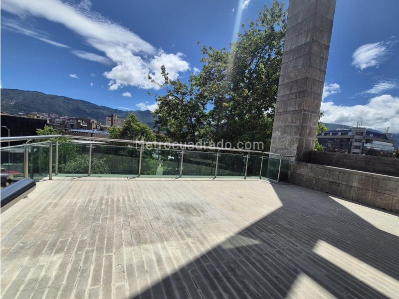 Edificio de Oficinas en Venta, Usaquen, Bogotá D.C. - Vista 2