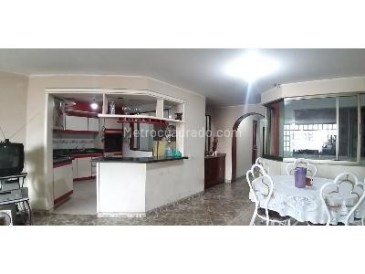 Casa de 5 alcobas en venta en Funza, Funza, 570 m² · foto 9 de 20
