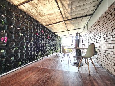 Apartamento de 2 alcobas en venta en Los Rosales, Bogotá, 152 m² · foto 17 de 18