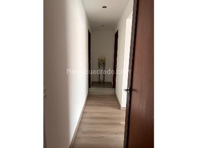 Casa de 5 alcobas en venta en Gratamira, Bogotá, 216 m² · foto 7 de 9